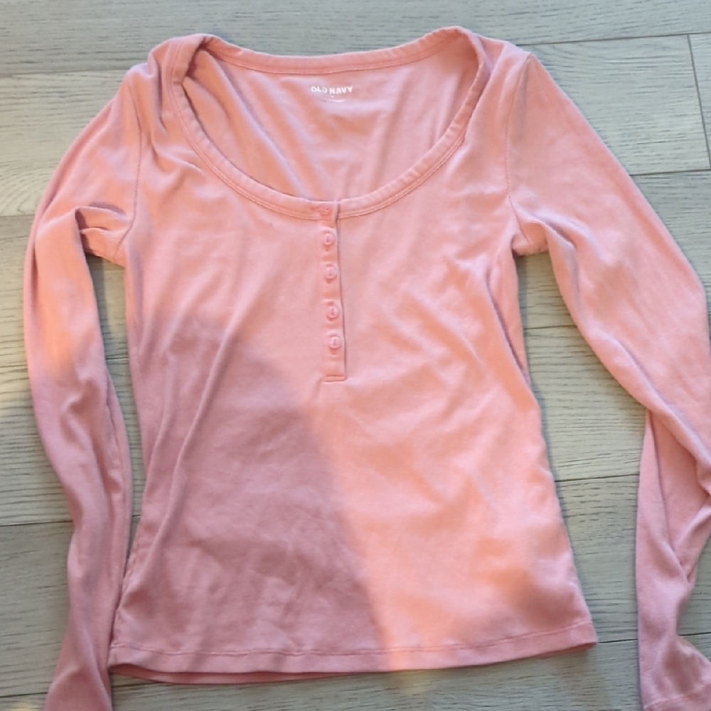 Old Navy Pink Fitted Buttoned Blouse